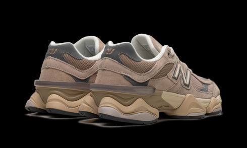 9060 "Driftwood Castlerock"